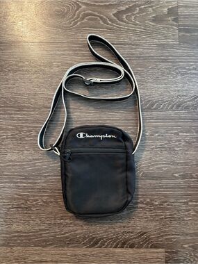 Champion Black Compact Crossbody Bag with Contrast Strap